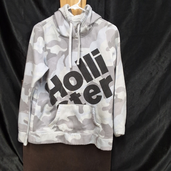 Hollister Beige Hoodie*has flaws* (see pics) price reduced for flaws - Picture 1 of 11
